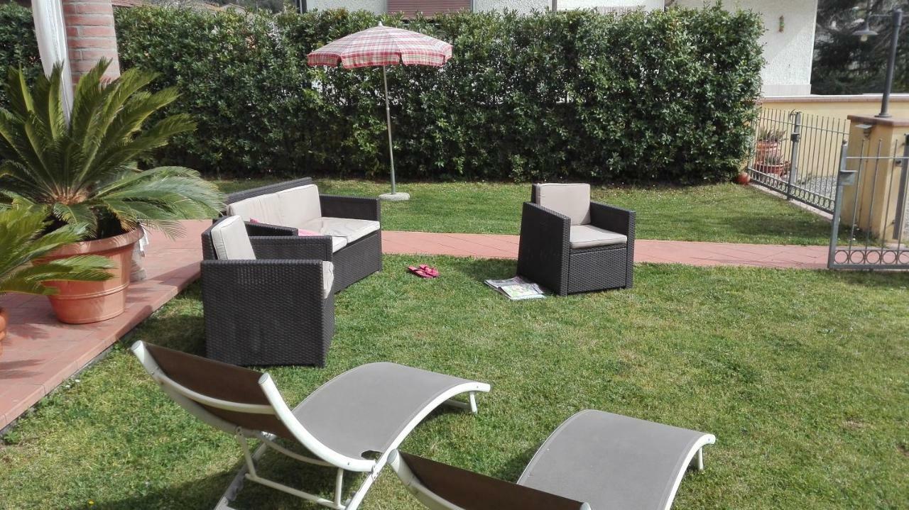 B&B La Rondine Tra Pisa E Lucca Сан-Джулиано-Терме Экстерьер фото