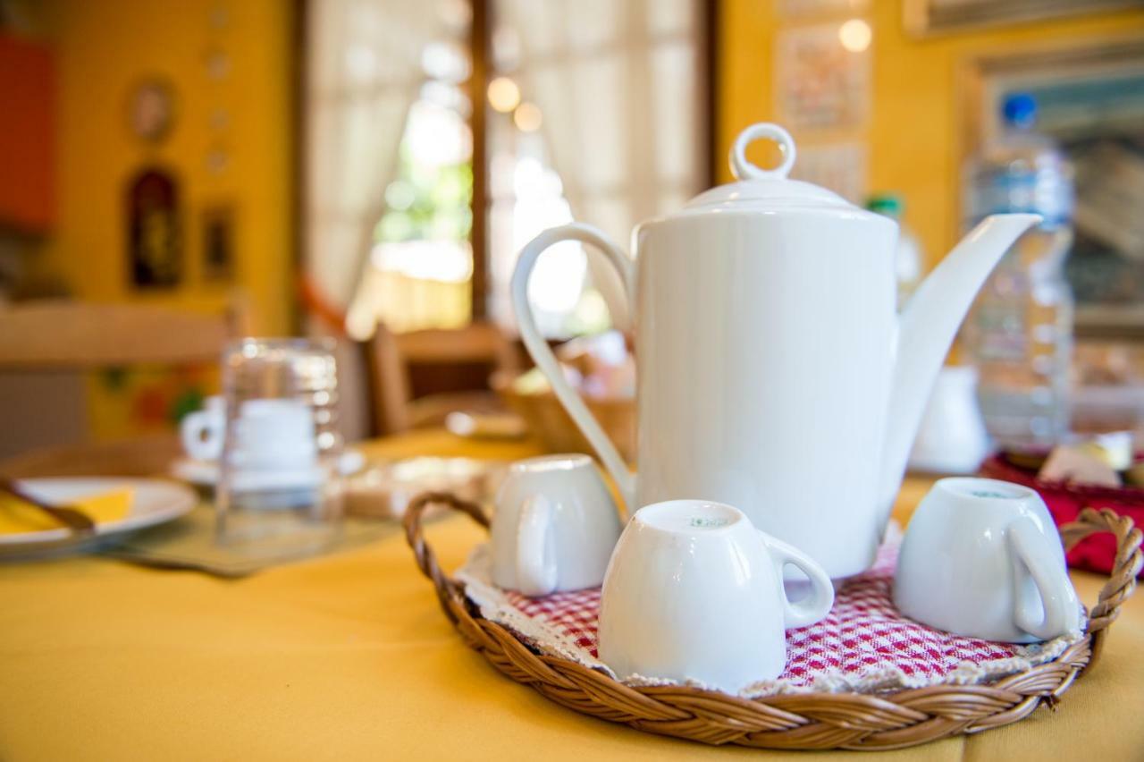 B&B La Rondine Tra Pisa E Lucca Сан-Джулиано-Терме Экстерьер фото